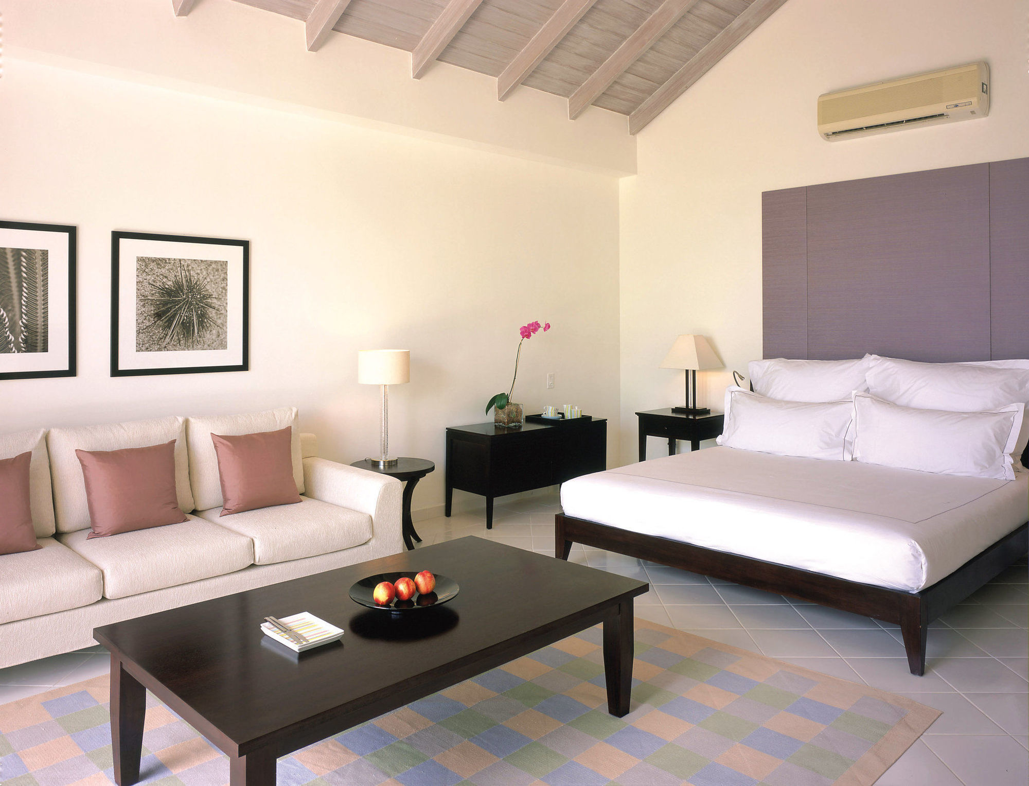 Carlisle Bay Hotel Old Road Room photo